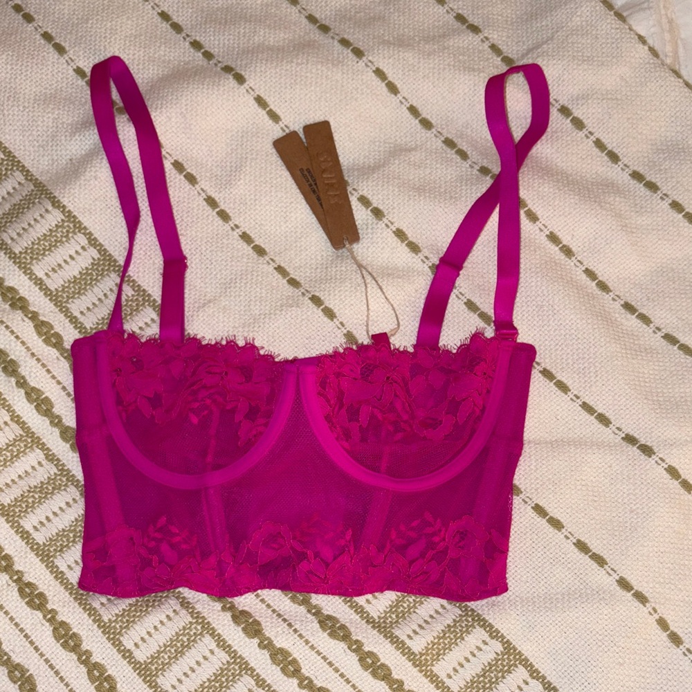 SKIMS Vibrant Pink Lace Bra